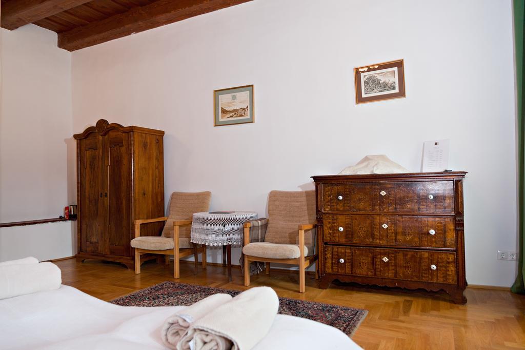 Barta Pince Vendeghaz Mad Hotel Room photo